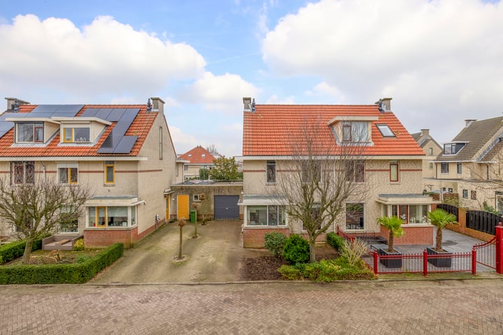 Donau 147 in Nieuwerkerk aan den IJssel