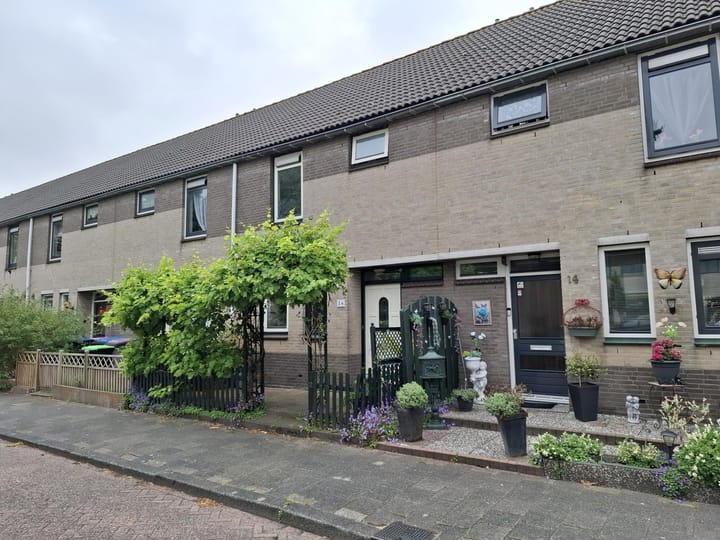 Donaulaan 16 in Spijkenisse
