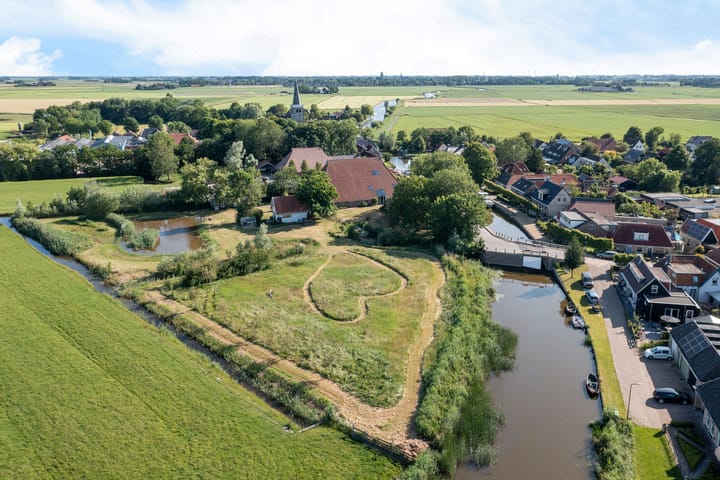 Doniaweg 1 in Burgwerd