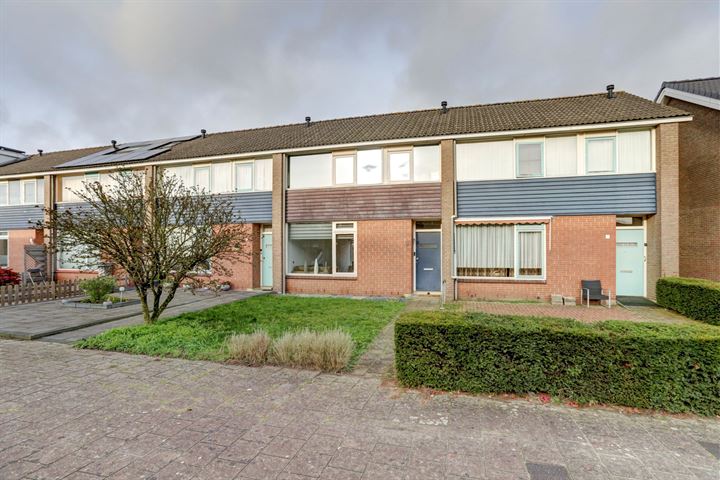 Donizettistraat 15 in Almelo