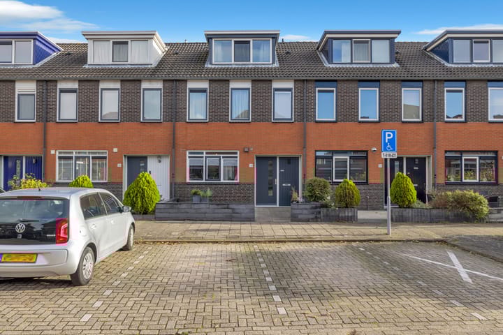 Donizettistraat 16 in Capelle aan den IJssel foto