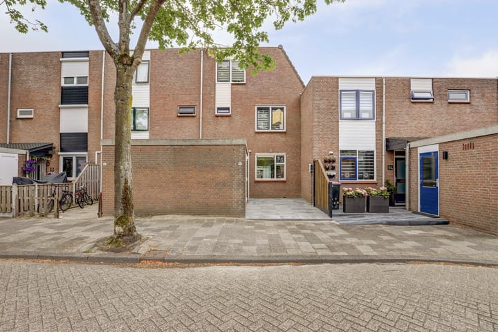 Foto van woning Donk 86, Spijkenisse