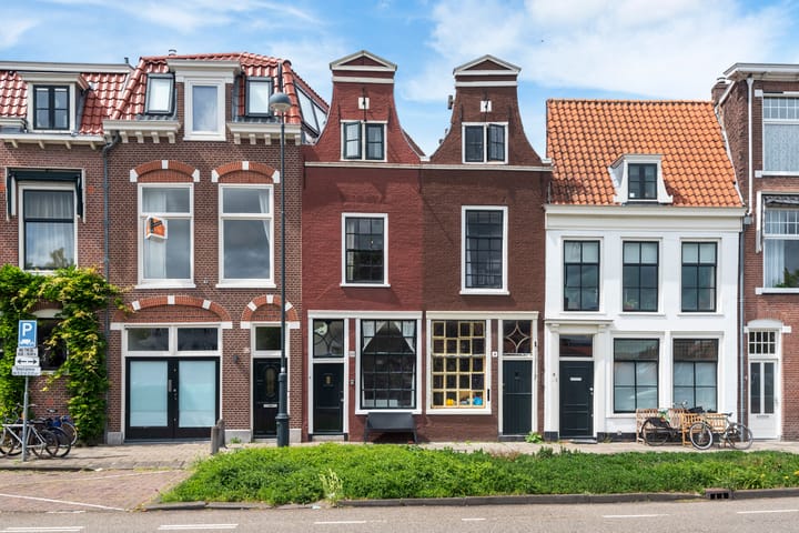 Donkere Spaarne 10 in Haarlem
