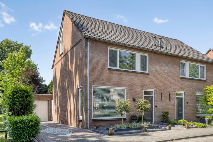 Donkeren Dijk 13 in Heeswijk-Dinther