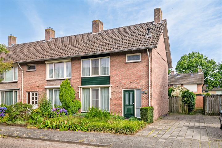 Donkersstraat 13 in Aarle-Rixtel