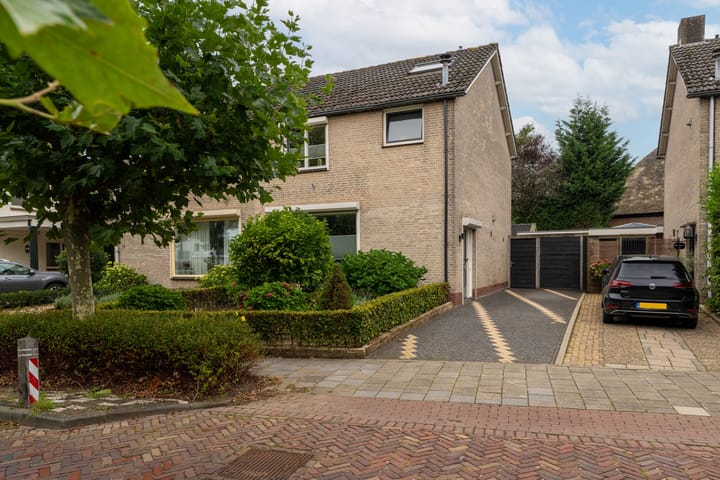 Donkerstraat 12 in Aalst