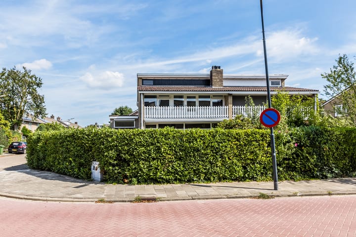 Donkerstraat 9 in Teteringen