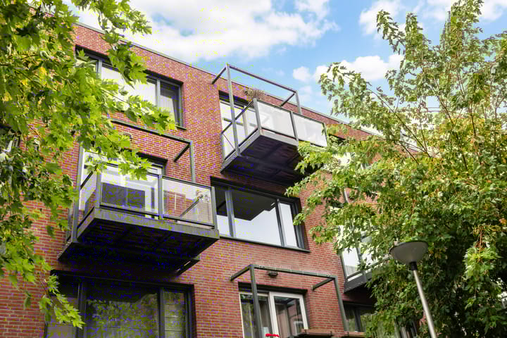 Donkvaart 9-D16 in Breda