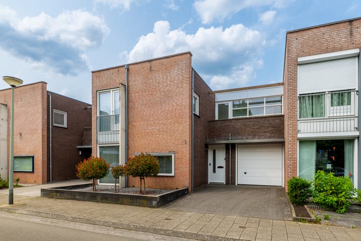 Doomhoeve 50 in Maastricht