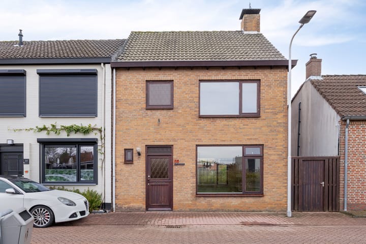 Doornedijkje 56 in Steenbergen