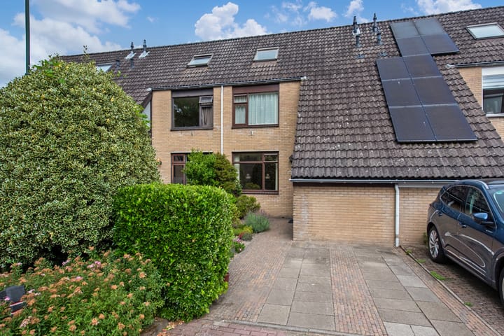 Photo of property Doornenburg 17, Leidschendam