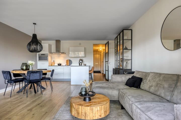 Photo of property Doornenburg 29, Dordrecht