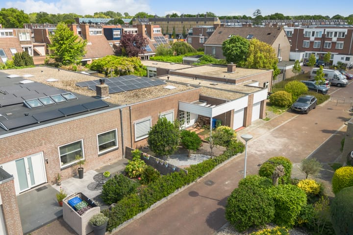 Doornenburg 7 in Alphen aan den Rijn