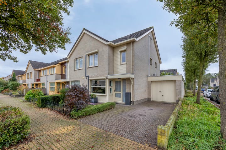 Doornenburgallee 21, Duiven Foto van woning Doornenburgallee 21, Duiven