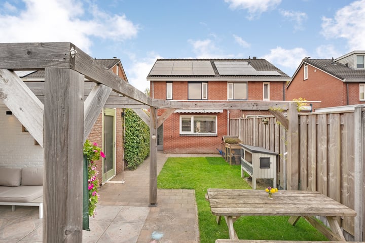 Photo of property Doornheegde 14, Meppel
