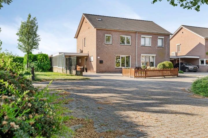 Photo of property Doornik 34, Wamel