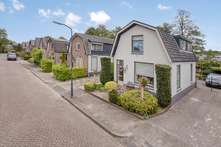 Dopplerstraat 17 in Apeldoorn Foto
