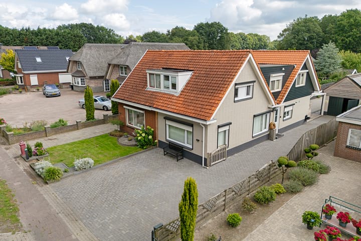 Photo of property Dordsedijk 107, Klazienaveen