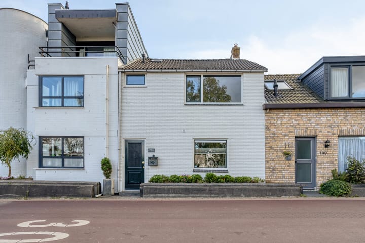 Dorpsdijk 197 in Rhoon