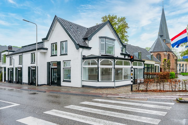 Dorpsplein 6a in Doorn