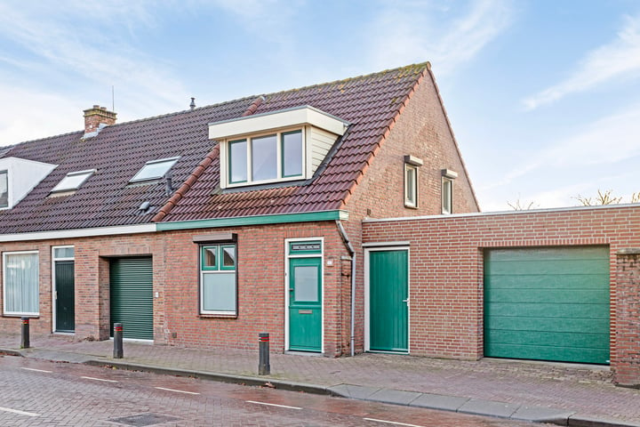 Dorpsstraat 10 in Helmond