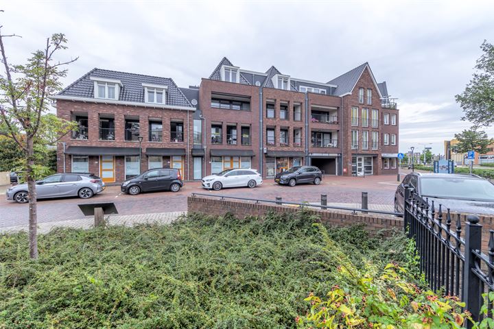 Dorpsstraat 106 in Barendrecht