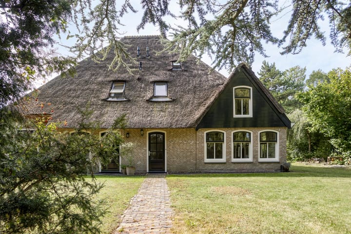 Dorpsstraat 119B in Tuitjenhorn