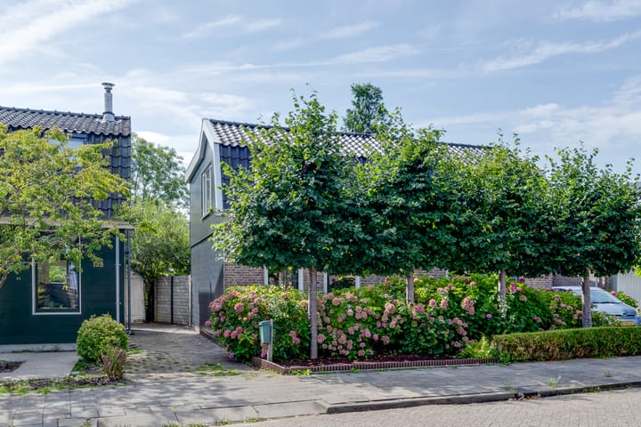 Dorpsstraat 126 in Wormer