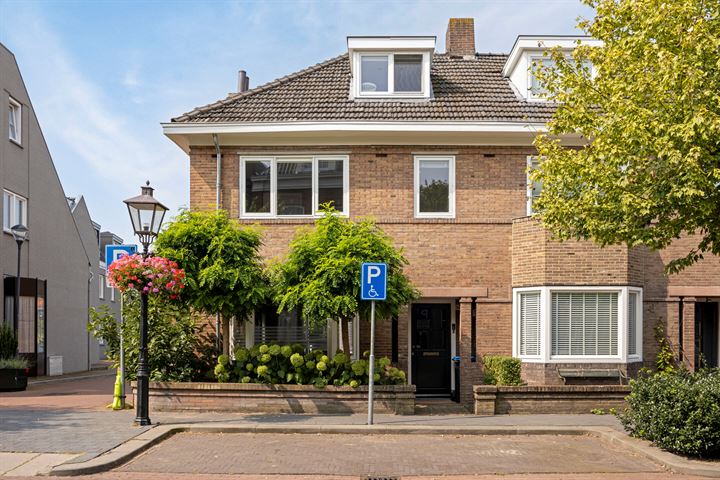 Dorpsstraat 14 in Vught