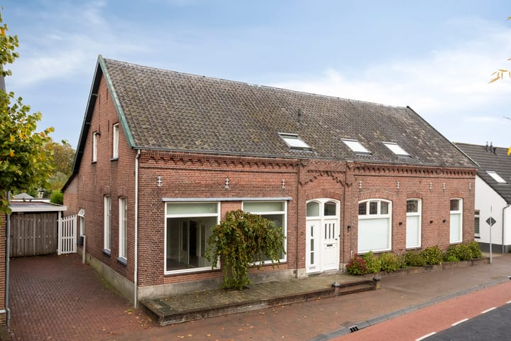 Photo of property Dorpsstraat 17, Wanroij