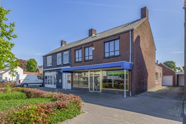 Dorpsstraat 18 in Neerkant
