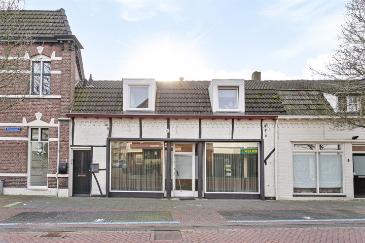 Dorpsstraat 1a in Budel