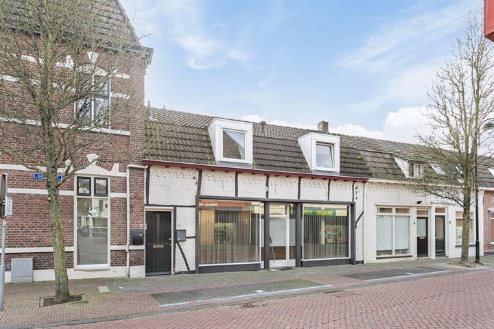 Dorpsstraat 1b in Budel