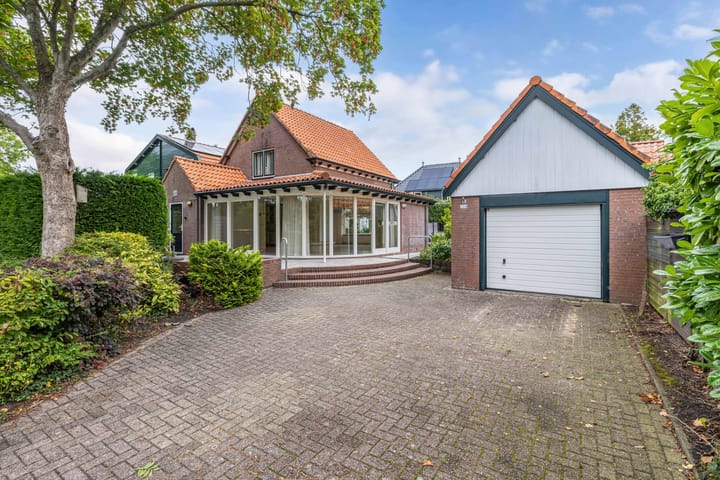 Dorpsstraat 209 in Broek op Langedijk