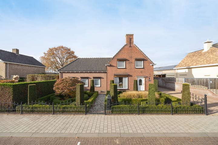 Photo of property Dorpsstraat 209, St. Willebrord