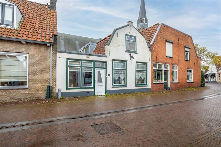 Dorpsstraat 21 in Zuidland