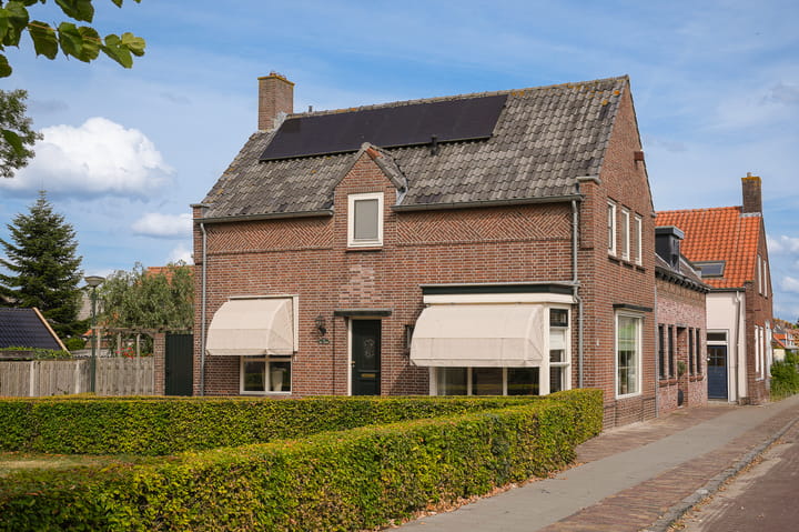 Dorpsstraat 21 in Meeuwen