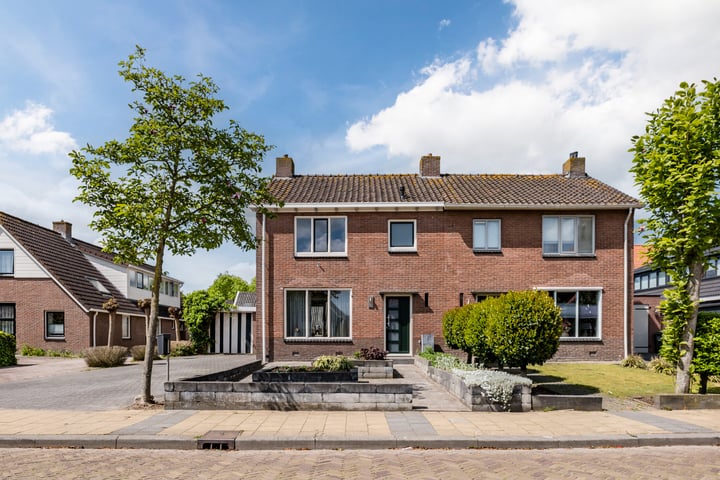 Dorpsstraat 22 in Elim