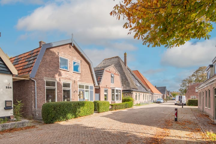 Dorpsstraat 222 in Warmenhuizen
