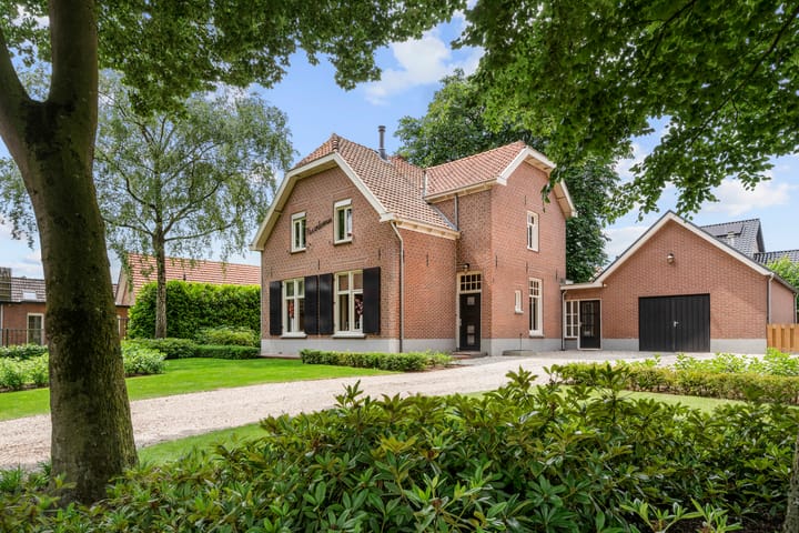 Dorpsstraat 225 in Lunteren