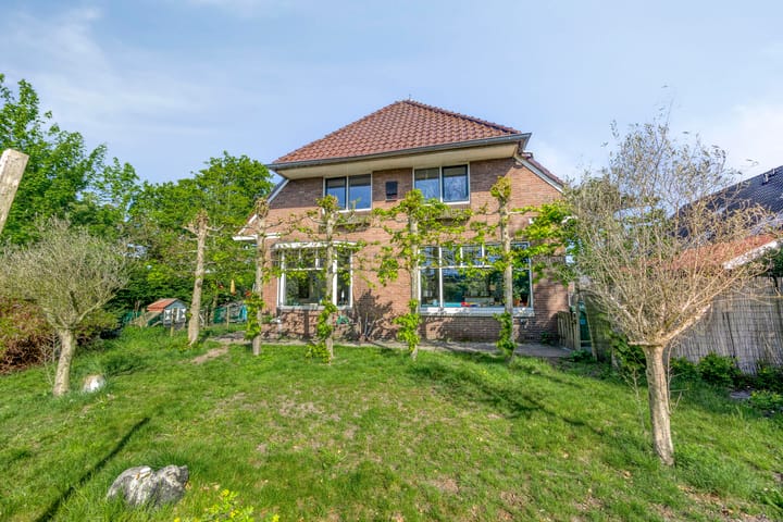 Photo of property Dorpsstraat 23, Nijeveen