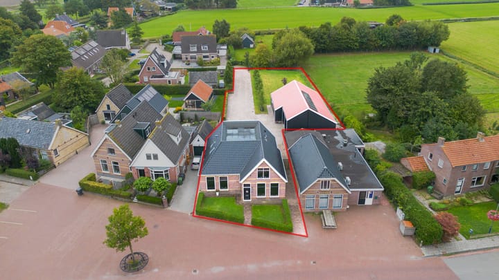 Dorpsstraat 23 in Peins