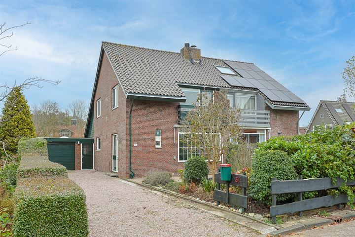 Dorpsstraat 31 in Markenbinnen