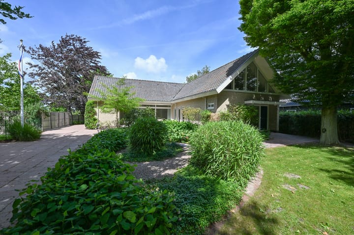 Photo of property Dorpsstraat 31, Jisp