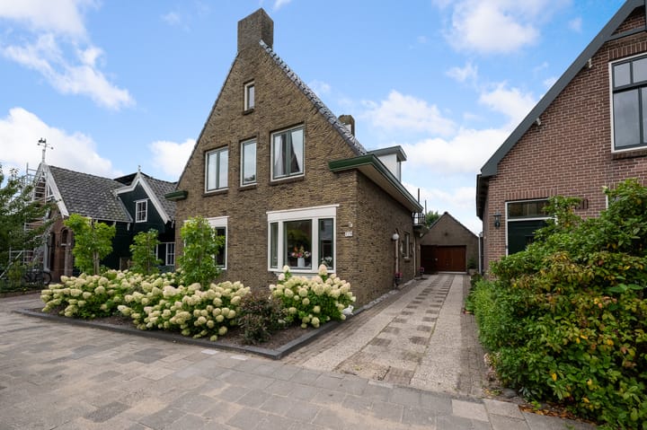 Dorpsstraat 310 in Wormer