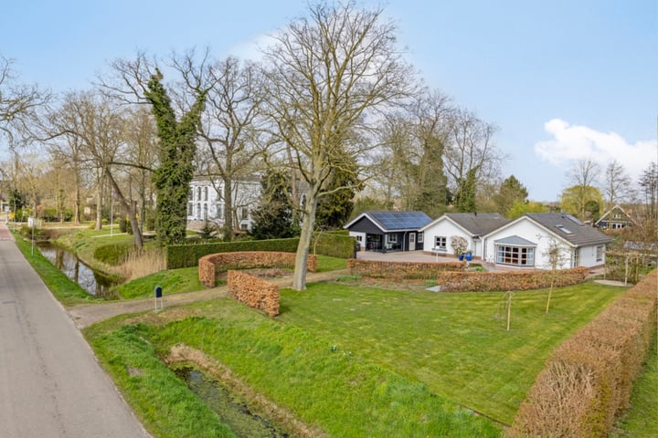 Photo of property Dorpsstraat 4, Bruchem