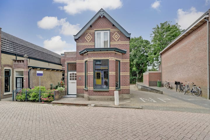 Dorpsstraat 41 in Gouderak