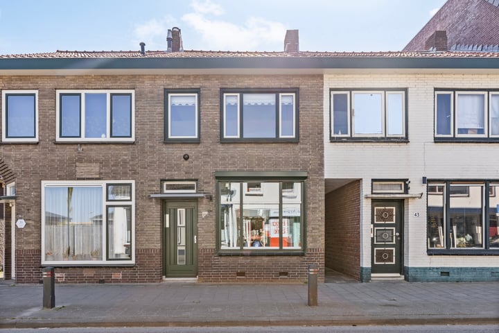 Photo of property Dorpsstraat 41, Krabbendijke
