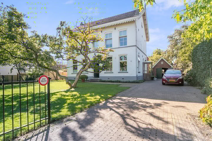 Photo of property Dorpsstraat 44, Landsmeer