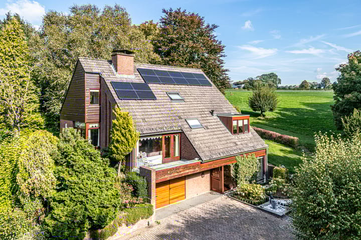 Photo of property Dorpsstraat 45, Mheer